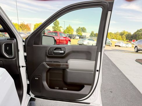 Used 2022 Chevrolet Silverado 1500 RST w/ All Star Edition Plus AWD/4WD image 29