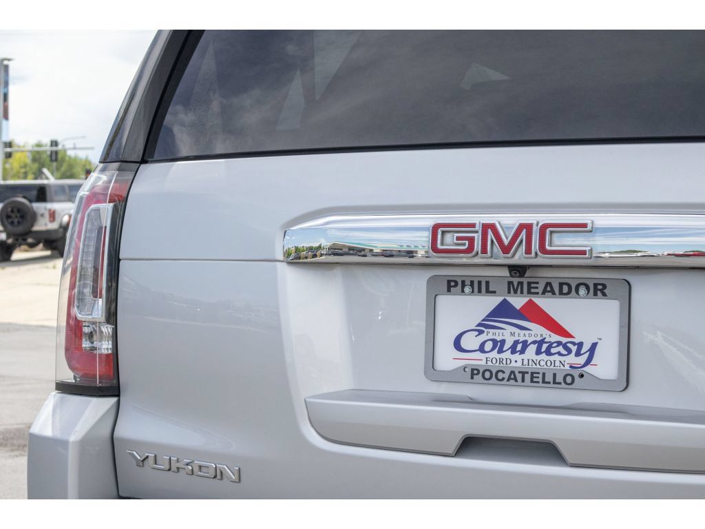 Used 2019 GMC Yukon Denali w/ Denali Ultimate Package AWD/4WD image 30
