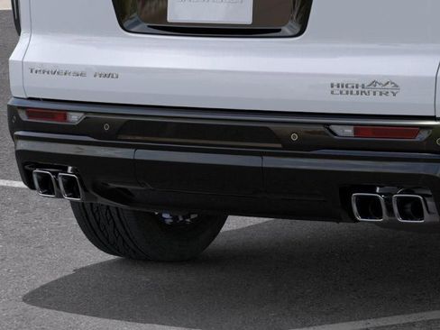 New 2026 Chevrolet Traverse High Country image 14