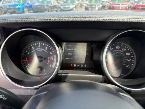 Used 2020 Ford Mustang Premium RWD image 22