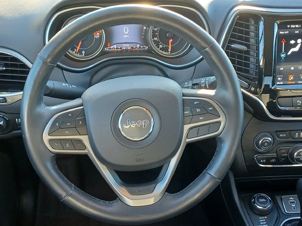 Used 2019 Jeep Cherokee Limited AWD/4WD image 25