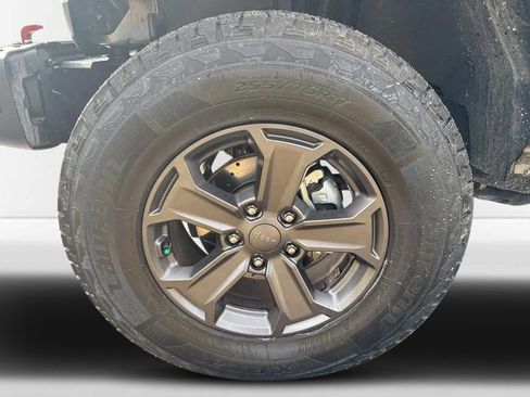 Used 2017 Jeep Wrangler Unlimited Rubicon AWD/4WD image 10