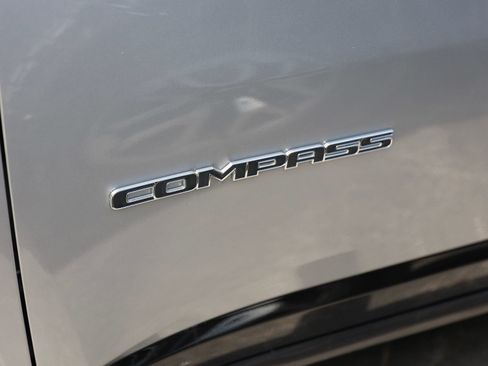 Used 2023 Jeep Compass Limited w/ Elite Group AWD/4WD image 7