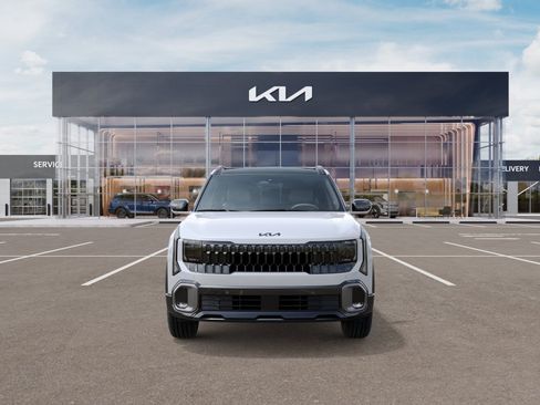 New 2027 Kia Seltos X-Line S w/ X-Line S Premium Package AWD/4WD image 2