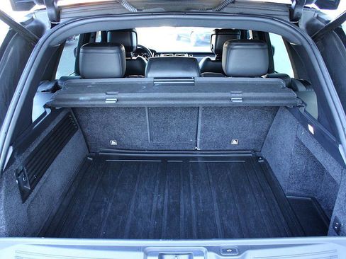 Used 2018 Land Rover Range Rover image 18
