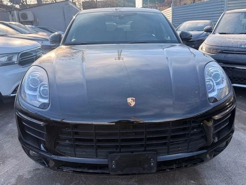 Used 2018 Porsche Macan Sport Edition image 2