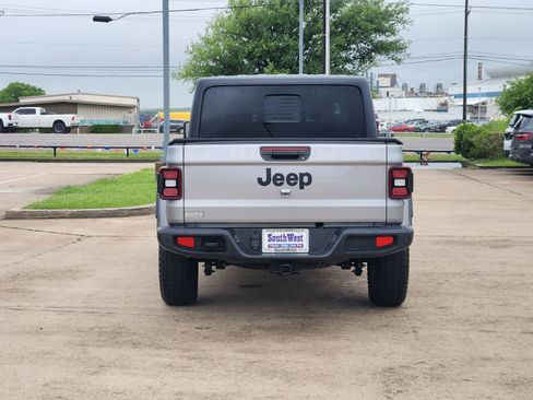 Used 2021 Jeep Gladiator Sport AWD/4WD image 8