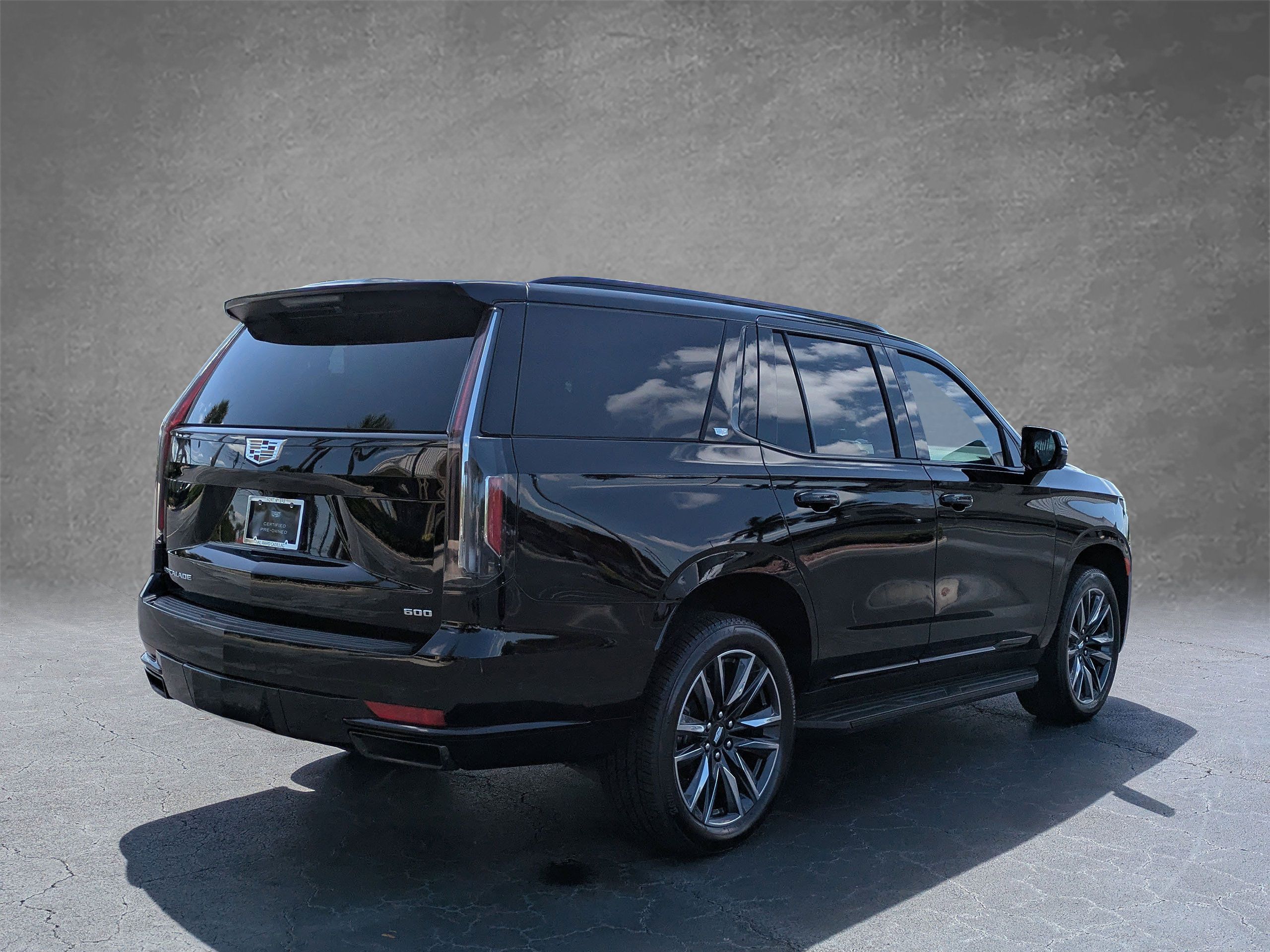 Certified 2024 Cadillac Escalade Sport AWD/4WD image 5