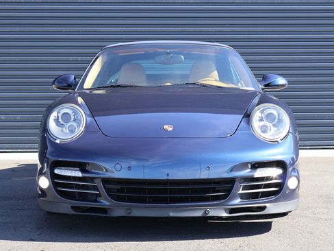 Used 2011 Porsche 911 Turbo S image 6