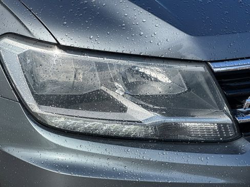 Used 2019 Volkswagen Tiguan SEL R-Line image 46