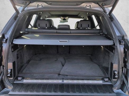 Used 2025 BMW X5 xDrive50e image 6