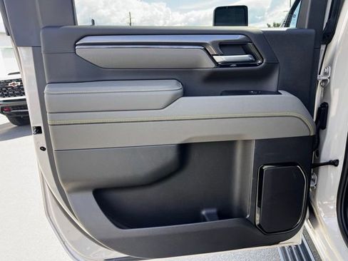 Used 2026 Chevrolet Silverado 2500 ZR2 w/ LPO, Dark Essentials Package image 28