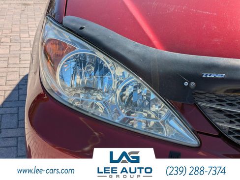 Used 2003 Toyota Camry XLE image 8