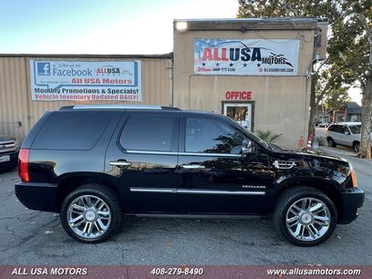 Used 2013 Cadillac Escalade Platinum