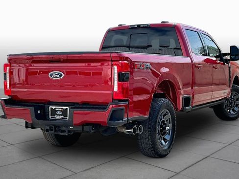 Certified 2024 Ford F250 Lariat w/ Lariat Ultimate Package AWD/4WD image 7