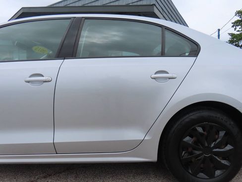 Used 2015 Volkswagen Jetta S FWD image 29