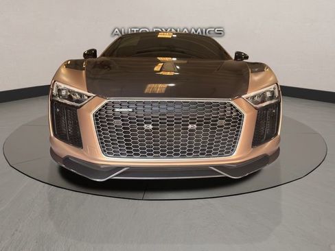 Used 2017 Audi R8 V10 w/ Carbon Exterior Package image 8