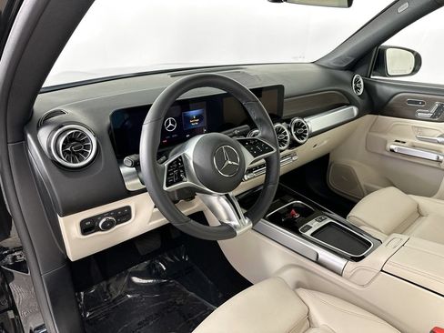 Used 2026 Mercedes-Benz GLB 250 image 9