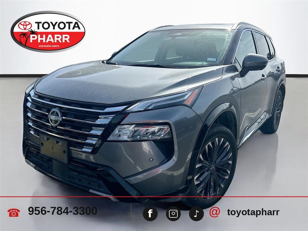Used 2024 Nissan Rogue Platinum FWD image 1