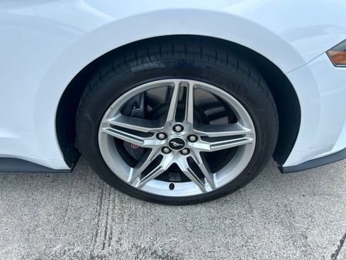 Used 2020 Ford Mustang GT Premium w/ GT Performance Package RWD image 5