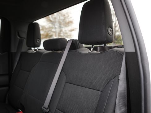 Used 2020 Chevrolet Silverado 1500 Custom Trail Boss w/ Custom Convenience Package image 28