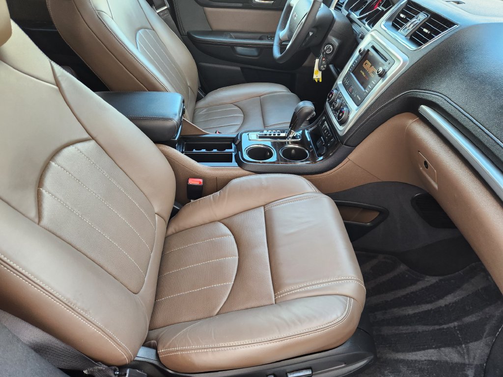 Used 2016 GMC Acadia SLT w/ Open Road Package FWD image 14