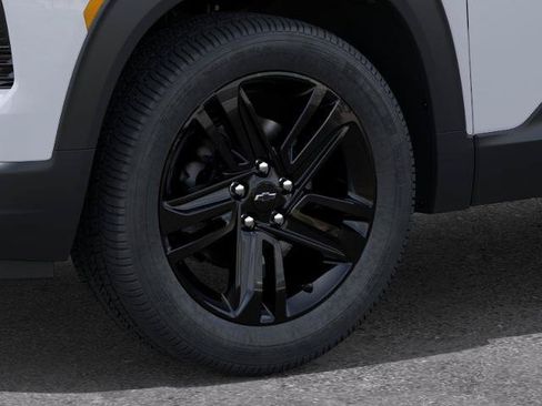 New 2026 Chevrolet TrailBlazer LT w/ Convenience Package AWD/4WD image 9