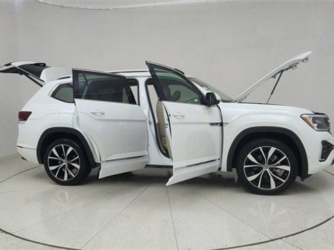 Used 2024 Volkswagen Atlas SEL Premium R-Line image 77