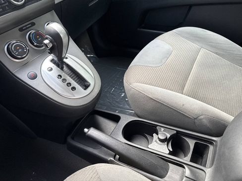 Used 2011 Nissan Sentra 2.0 SR FWD image 23