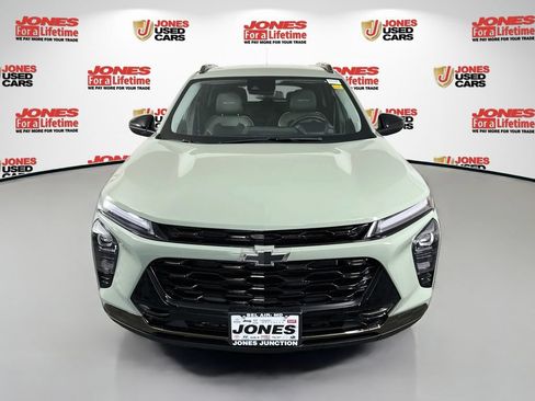 Used 2025 Chevrolet Trax ACTIV FWD image 10