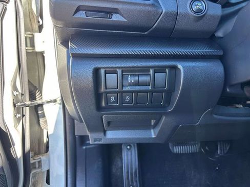 Used 2023 Subaru Crosstrek 2.0i image 18