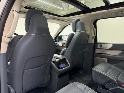 Used 2022 Lincoln Navigator Black Label AWD/4WD image 64