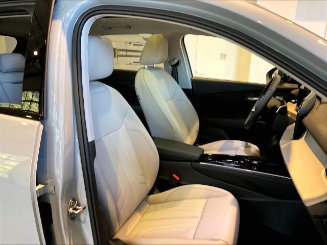 New 2026 Audi Q3 quattro 2.0T AWD/4WD image 13
