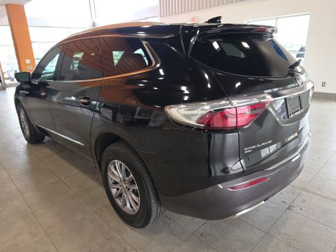 Used 2023 Buick Enclave Essence AWD/4WD image 10