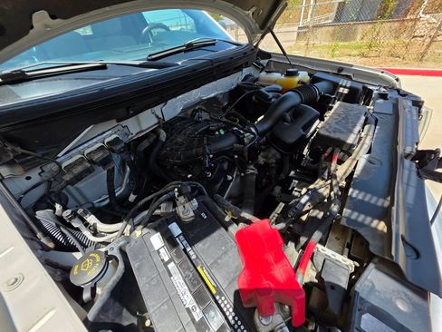 Used 2013 Ford F150 XLT w/ XLT Chrome Pkg AWD/4WD image 27