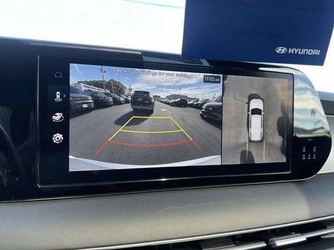 Certified 2025 Hyundai Palisade SEL image 30