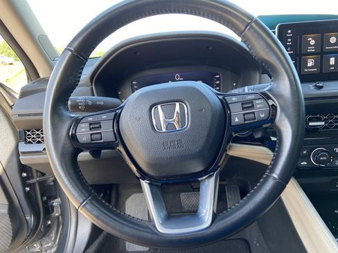 Used 2023 Honda Accord Touring image 45