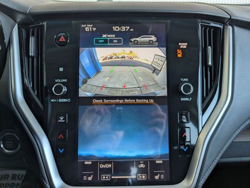 Used 2022 Subaru Outback Premium image 16