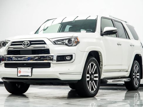 Used 2023 Toyota 4Runner Limited AWD/4WD image 10