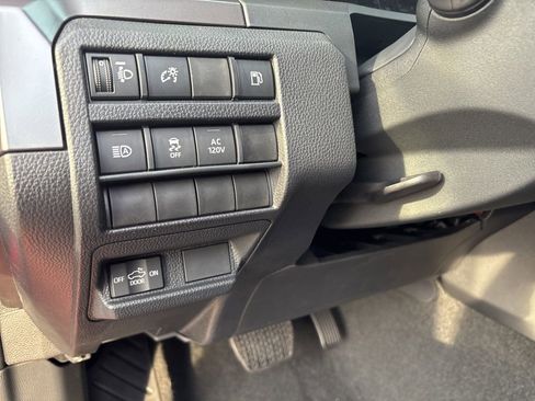 New 2025 Toyota Tacoma TRD Off-Road image 17