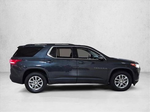 Used 2020 Chevrolet Traverse LT FWD image 4