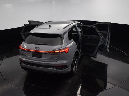 Used 2024 Audi Q4 e-tron Prestige w/ Black Optic Package image 39