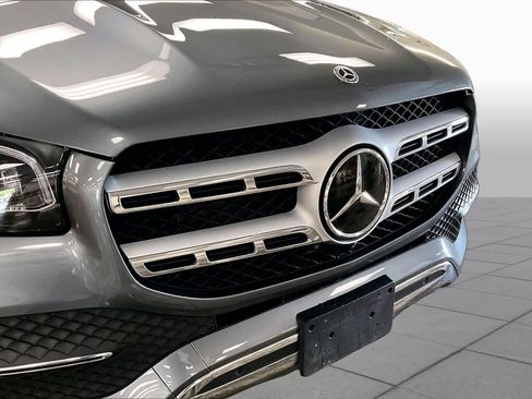 Used 2023 Mercedes-Benz GLS 450 4MATIC image 33