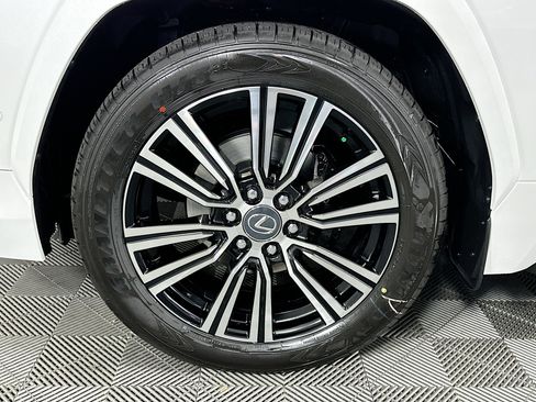 New 2025 Lexus LX 700h Luxury image 35