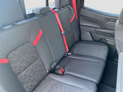 Used 2023 Chevrolet Colorado Z71 w/ Z71 Convenience Package 2 image 26