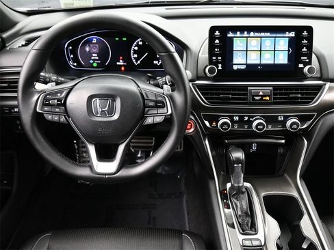 Used 2020 Honda Accord Sport image 5