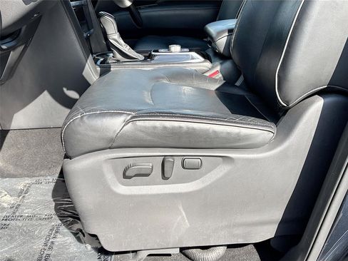 Used 2024 INFINITI QX80 Luxe image 19