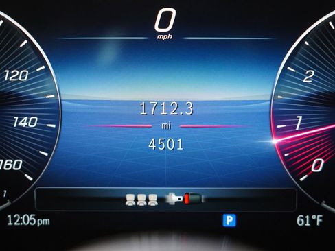 Used 2025 Mercedes-Benz GLA 250 4MATIC image 20