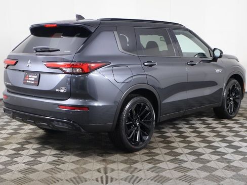 New 2025 Mitsubishi Outlander SEL Black Edition image 14