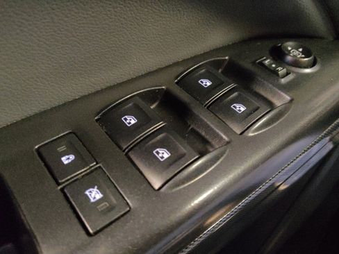 Used 2016 Chevrolet Colorado Z71 image 27